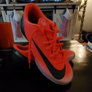 Nike Vapor 12 Academy